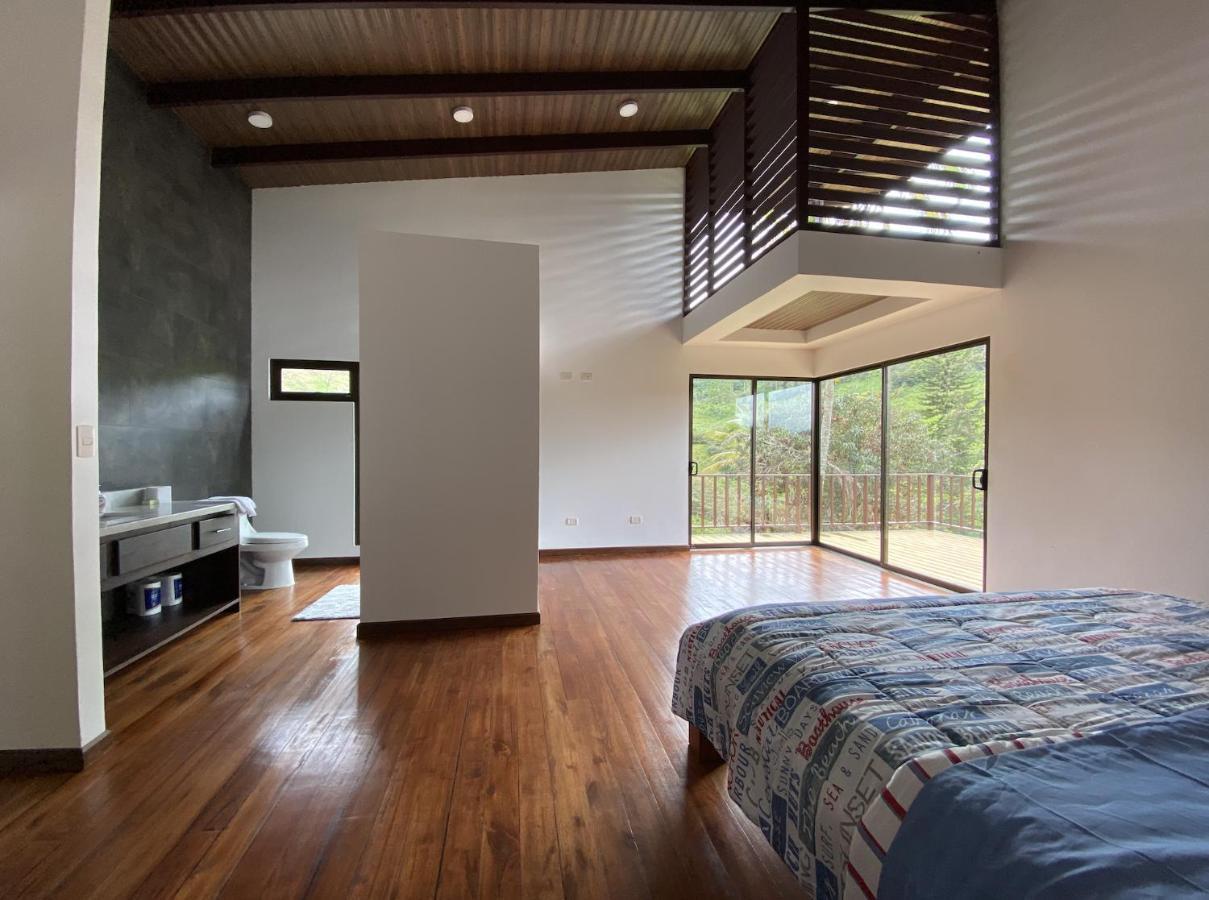 Arte De Plumas Birding Lodge Cartago Eksteriør billede