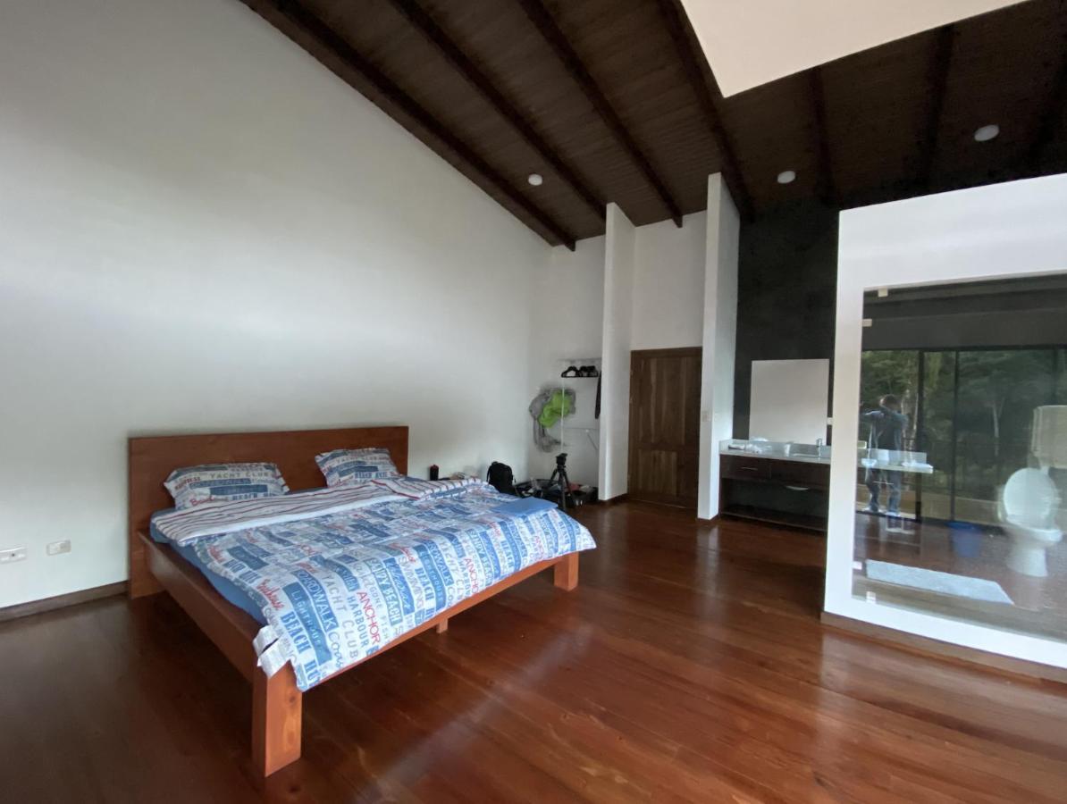 Arte De Plumas Birding Lodge Cartago Eksteriør billede